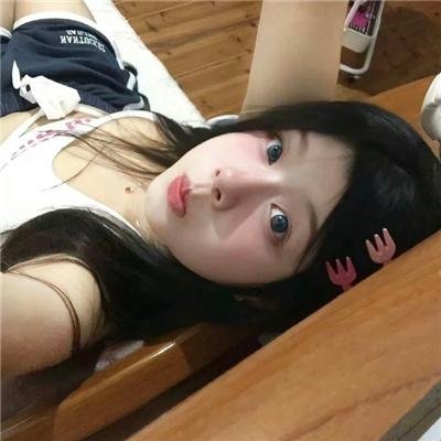 美女和液体人